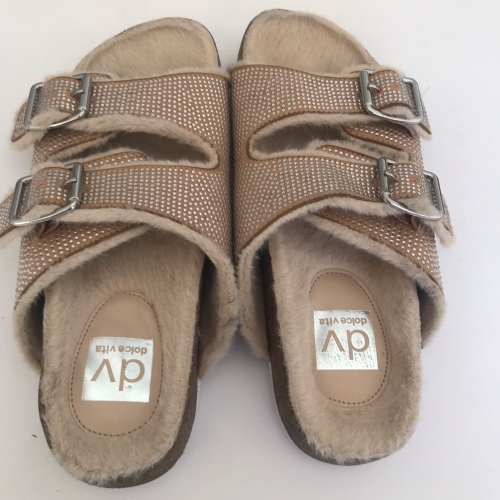 Dolce Vita slide on Bonita sandals tan
